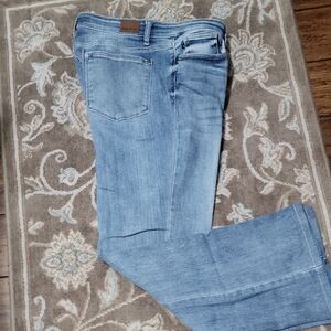 Judy Blue Light Blue Straight Leg Jeans